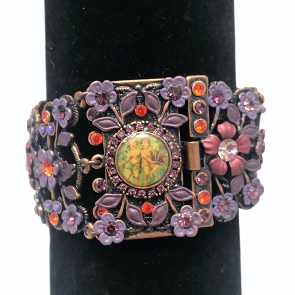 MX PURPLE AND PINK FLORAL BRACELET W CHERUB CLASP - Picture 2 of 16